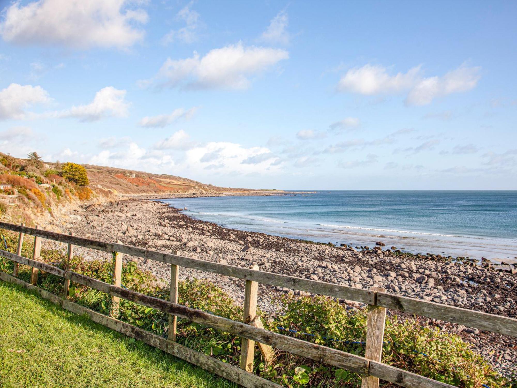 Headland Cottages Coverack Exterior foto